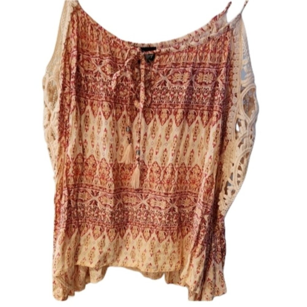 Bohemian Angel‎ Small Lace Trim Top Tassles Open Shoulder Hippy